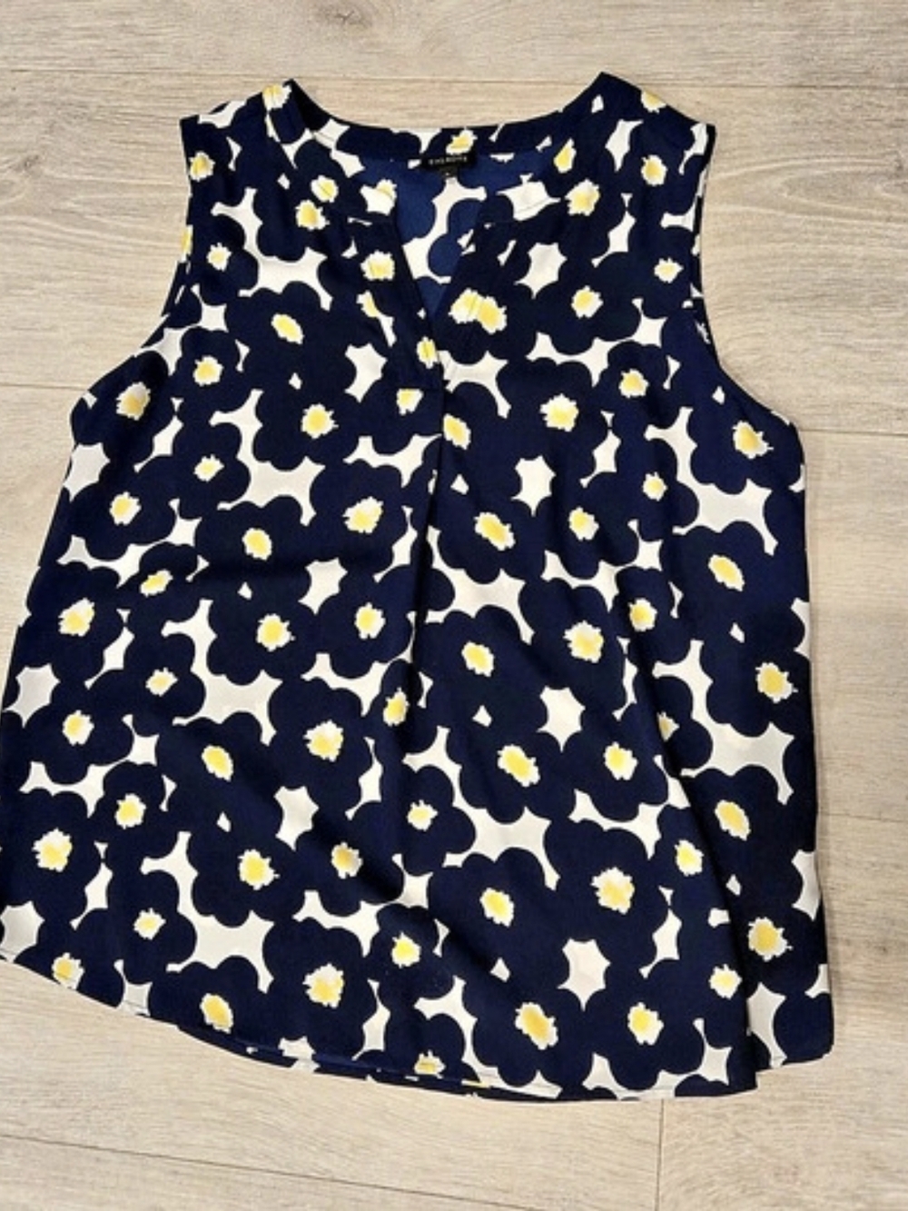 Talbots Floral Blouse in Blue & Yellow Size Large Like New